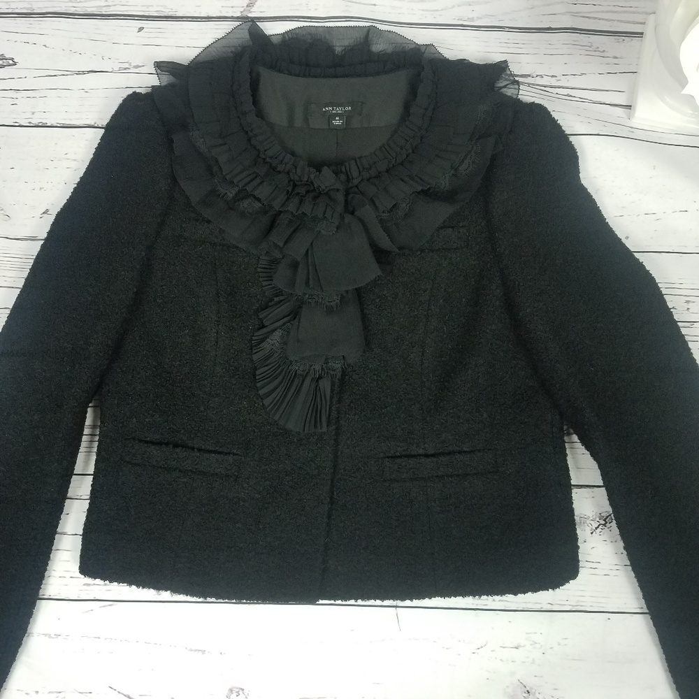 Ann Taylor Wool Lace Ruffle Blazer Jacket size 8